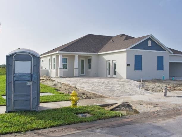 Portable Toilet Options We Offer in Bel Nor, MO